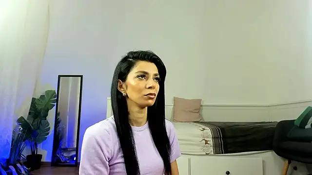 ReneeVoss online show from March 2026 04:18:01 AM