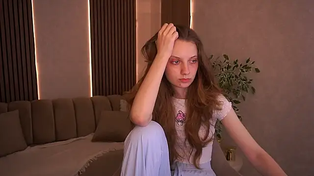 Snapshot of CuteeFoxy chatting on July 2026 12:55:01 PM CuteeFoxy online show from July 2026 12:55:01 PM