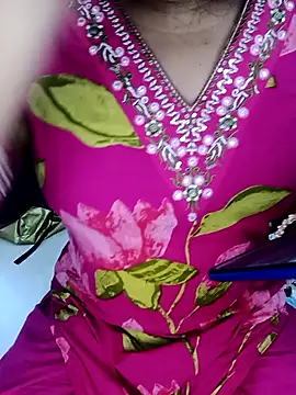 Snapshot of Varsh_rani1 chatting on October 2025 11:22:01 AM Varsh rani1 online show from October 2025 11:22:01 AM