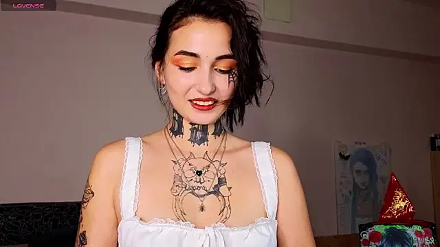 Green Lisa online show from October 2025 02:21:02 PM