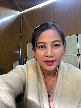 Miss-World00 online show from December 2025 02:41:01 AM