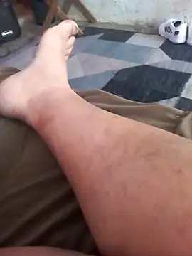 Snapshot of Motoboy100 chatting on November 2025 11:32:02 AM Motoboy100 online show from November 2025 11:32:02 AM