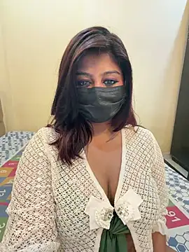 Snapshot of payal_mittal chatting on June 2026 01:11:01 AM payal mittal online show from June 2026 01:11:01 AM