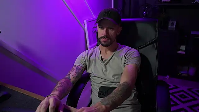 monsieurguitsxxx online show from November 2025 01:38:01 AM