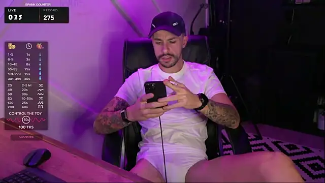 Snapshot of monsieurguitsxxx chatting on February 2026 04:35:01 PM monsieurguitsxxx online show from February 2026 04:35:01 PM