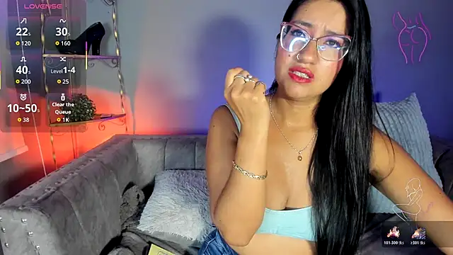 charlhot  online show from November 2025 01:11:01 PM