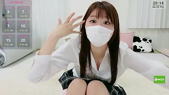 Snapshot of rei-chan chatting on June 2026 11:15:01 AM rei-chan online show from June 2026 11:15:01 AM