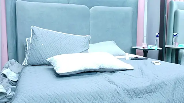 NaughtyHally  online show from October 2025 12:23:01 PM