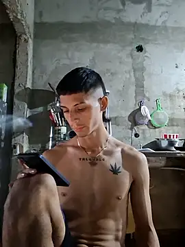 Luciferinthestreet online show from November 2025 10:21:01 PM