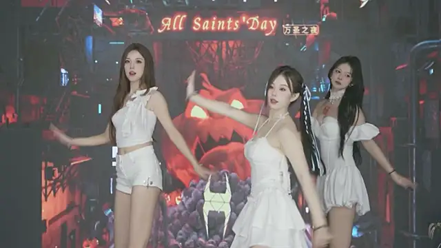 Wily-07 online show from October 2025 11:49:01 PM