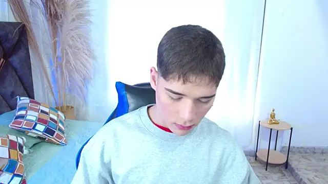 Mattass18 online show from December 2025 12:42:02 PM