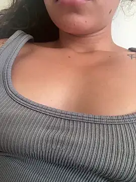 Snapshot of fernanda317 chatting on March 2026 04:22:01 PM fernanda317 online show from March 2026 04:22:01 PM