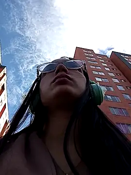 Arianaa Toro online show from November 2025 12:48:02 PM