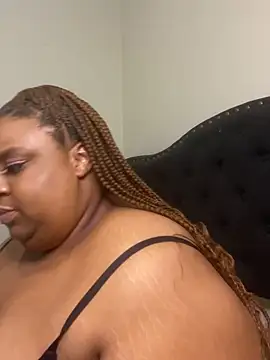 BarbieLiion online show from December 2025 03:02:02 AM