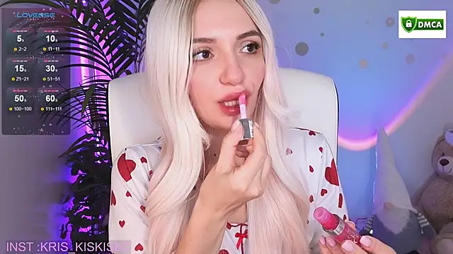 Snapshot of cute_cake chatting on December 2025 08:07:02 AM cute cake online show from December 2025 08:07:02 AM