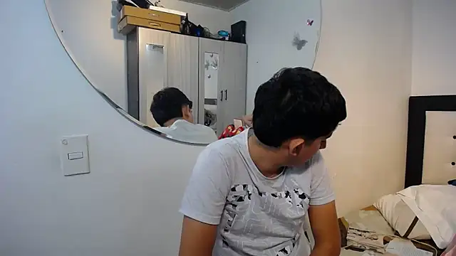 Dravith Valery online show from November 2025 03:12:01 AM