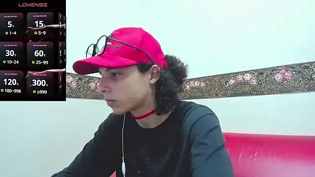 Snapshot of Mike_Miiller_ chatting on November 2025 06:18:02 PM Mike Miiller online show from November 2025 06:18:02 PM