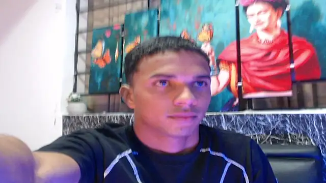 Snapshot of Natan_Latino chatting on April 2026 01:11:02 AM Natan Latino online show from April 2026 01:11:02 AM