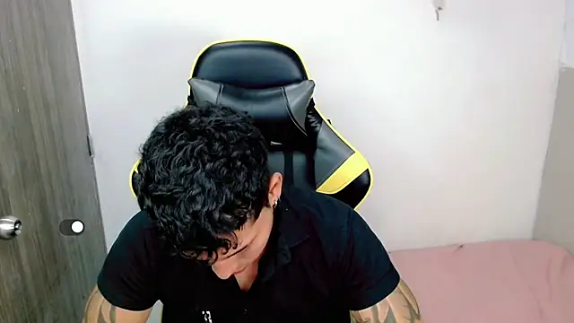 Maynow 666 online show from October 2025 09:37:01 PM