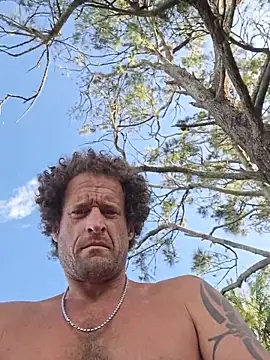 Snapshot of shainnfk chatting on October 2025 02:08:02 PM shainnfk online show from October 2025 02:08:02 PM