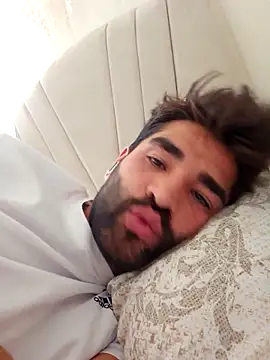 ogiday124 online show from November 2025 11:23:02 AM