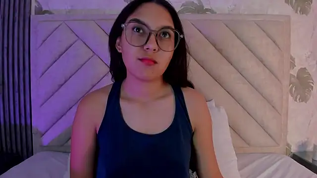 Lexy-Sweet1 online show from November 2025 04:12:02 AM