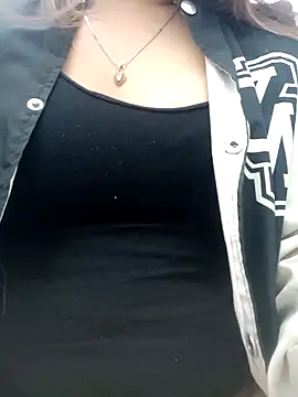 Snapshot of Myzak- chatting on November 2025 09:59:01 PM Myzak- online show from November 2025 09:59:01 PM