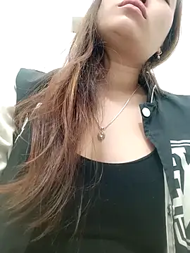 Snapshot of Myzak- chatting on November 2025 10:35:01 PM Myzak- online show from November 2025 10:35:01 PM