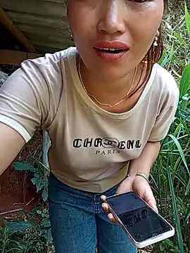 Snapshot of Myzak- chatting on May 2026 01:02:04 AM Myzak- online show from May 2026 01:02:04 AM