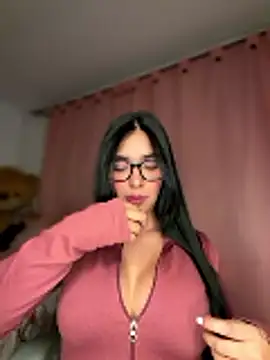 Snapshot of MiaSofia__ chatting on May 2026 04:39:01 AM MiaSofia online show from May 2026 04:39:01 AM