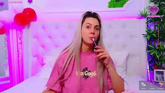 AriannaSins online show from February 2026 01:11:01 PM