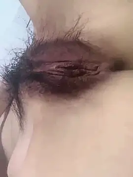 jju9970 online show from October 2025 05:44:02 AM