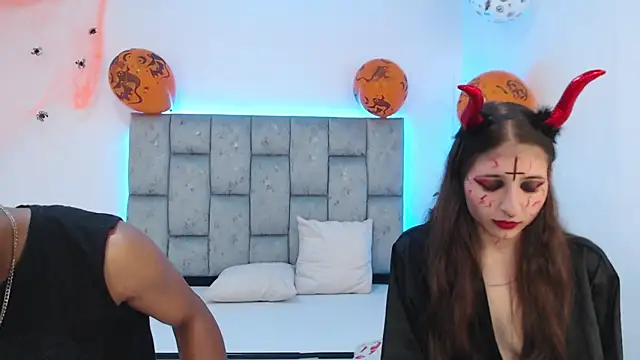 SweetAndSinful online show from October 2025 03:40:01 AM