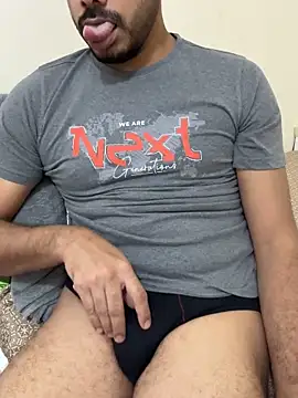 Snapshot of Handsome8677 chatting on November 2025 07:51:02 AM Handsome8677 online show from November 2025 07:51:02 AM