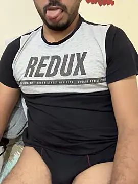 Snapshot of Handsome8677 chatting on December 2025 08:32:02 AM Handsome8677 online show from December 2025 08:32:02 AM