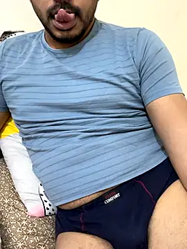 Snapshot of Handsome8677 chatting on January 2026 07:56:02 AM Handsome8677 online show from January 2026 07:56:02 AM