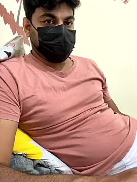 Snapshot of Handsome8677 chatting on January 2026 09:37:02 AM Handsome8677 online show from January 2026 09:37:02 AM