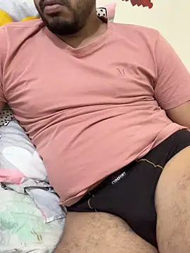 Snapshot of Handsome8677 chatting on February 2026 12:54:01 PM Handsome8677 online show from February 2026 12:54:01 PM