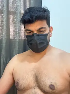 Handsome8677 online show from May 2026 09:04:02 AM