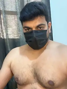 Handsome8677 online show from May 2026 09:28:02 AM