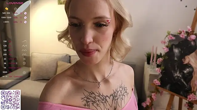 Snapshot of Grace_Glend chatting on June 2026 10:10:02 PM Grace Glend online show from June 2026 10:10:02 PM