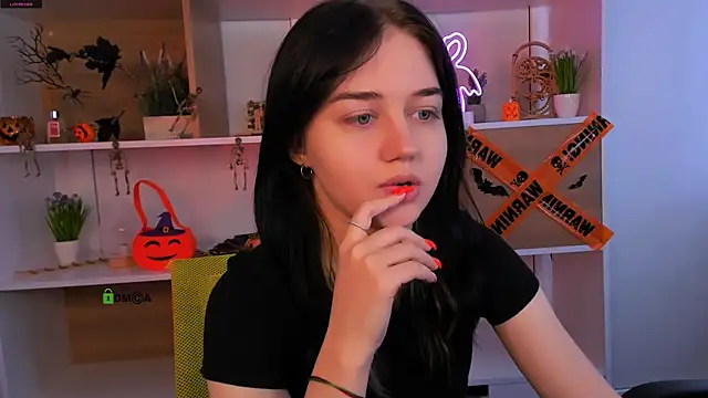 miki ti online show from October 2025 09:22:01 AM