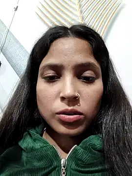 Anshika1431 online show from November 2025 04:29:01 PM