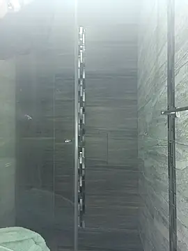 Elizabeth bennett 6 online show from February 2026 05:51:01 PM