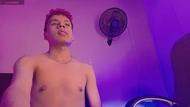 Xavier Fox    online show from January 2026 05:23:02 AM