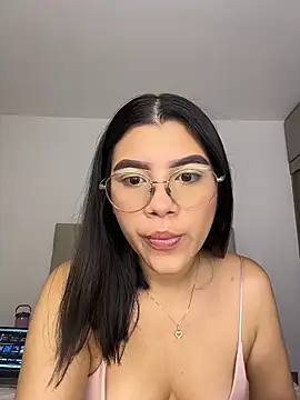 Julietalcl online show from March 2026 09:02:02 AM