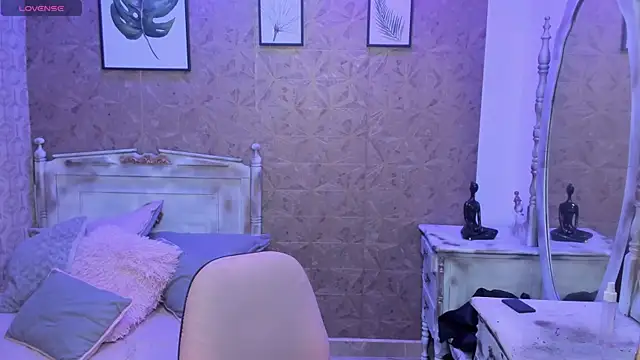 Sara clk online show from April 2026 07:47:02 PM