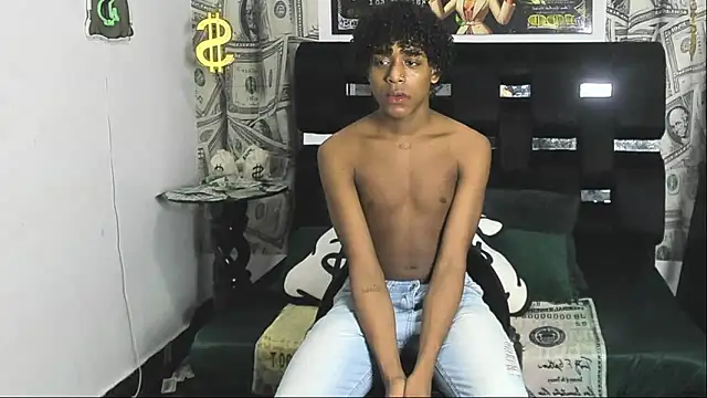 Latin Femboy13 online show from October 2025 08:31:02 PM