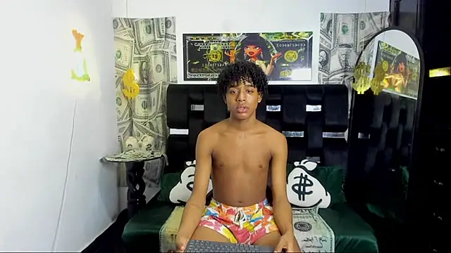 Latin Femboy13 online show from October 2025 07:36:02 PM