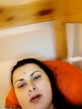 Snapshot of Geeni chatting on October 2025 01:14:01 PM Geeni online show from October 2025 01:14:01 PM